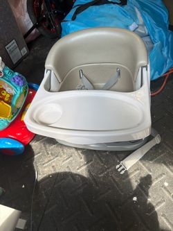🤍 Baby Booster Seat with Tray