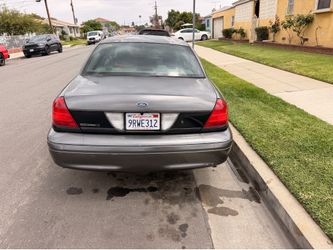 2003 Ford Crown Victoria