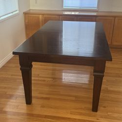 Pottery Barn Mahogany Montego Rectangular Dining Table