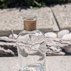 16 Pack Of Clear Vases