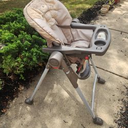 Collapsable High Chair With Removeable Tray - REDUCED!