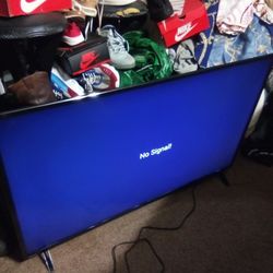 ** PHILLIPS 50" ANDROID TV ** WORKS GREAT ** $150  obo
