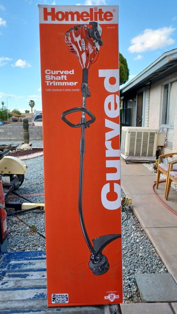New Gas Trimmer Weed Eater Homelite Two-cycle 26cc Curved Shaft