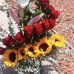 Flower Arangements for Mothers Day