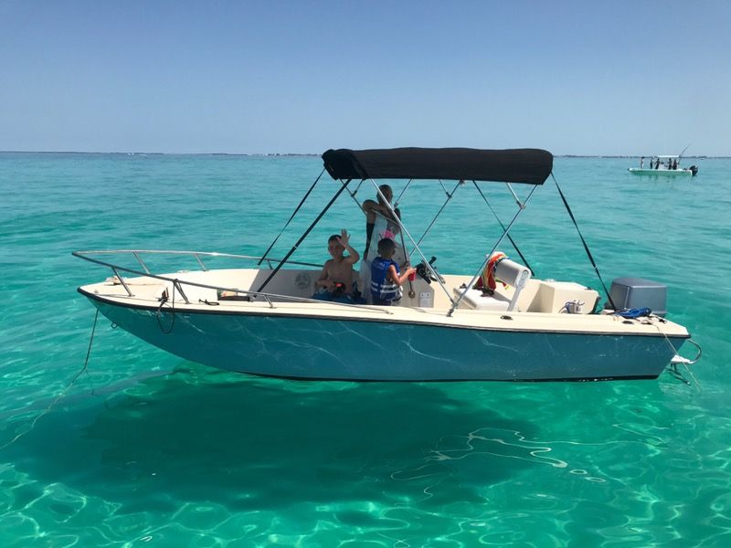19' ft 1995 Key West 1900 CC Boat w/ trailer