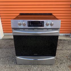 FRIGIDAIRE STAINLESS STEEL SLIDE IN 