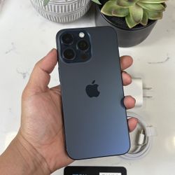 iPhone 15 Pro Max 256Gb Unlocked