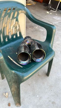 Exhaust pipe