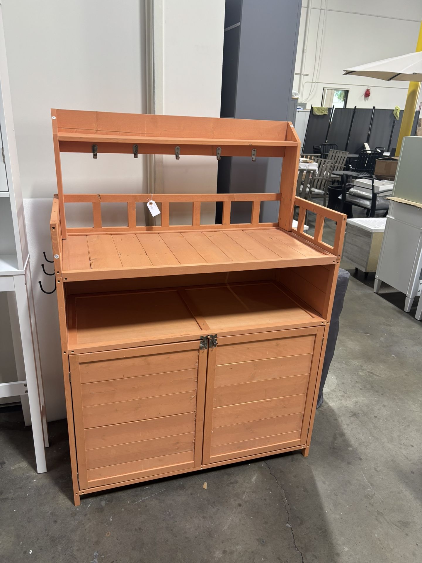 New Assembled. Outdoor Potting Bench Table for Outside, Solid Fir Wood Garden Horticultural Planting Workstation