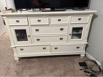 King size bedroom set