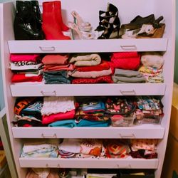 Dresser / retail display