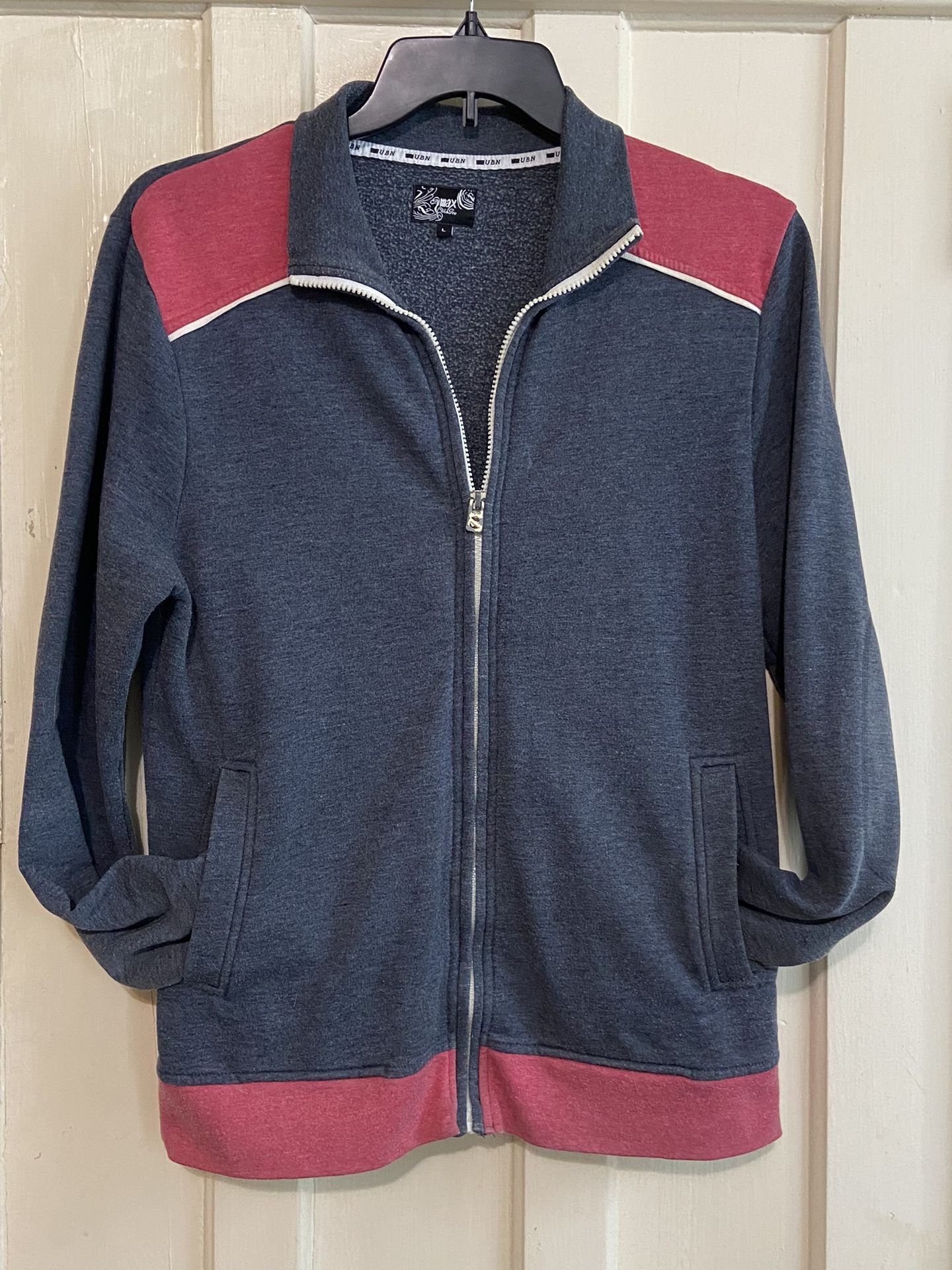 Max men’s full zip sweatshirt large