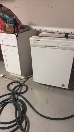 Dish washer