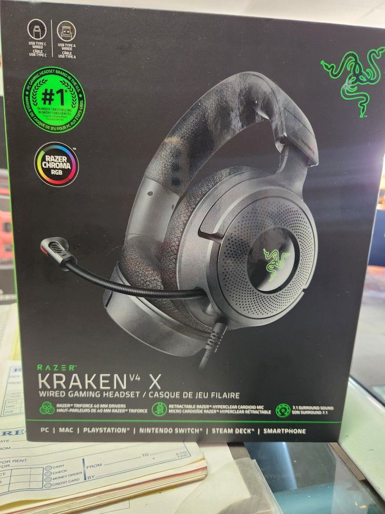 Razer Kraken V4 X Wired Gaming Headset.