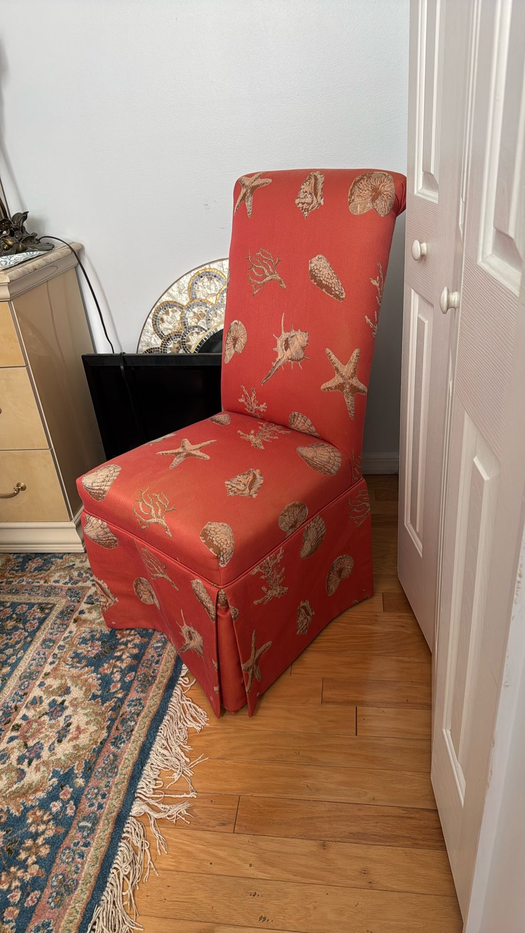 Accent Chair