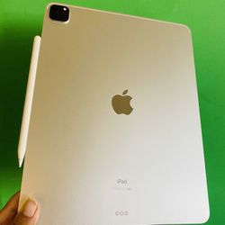 512GB Apple IPad Pro 12.9” 5th Generation ( 2021 Model / M1 chip / XDR Led display ) with keyboard, pen & Accessories (warranty till 08/2023)