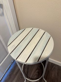 Metal and wooden plant stand