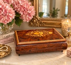 Vintage Italian Musical Jewelry Box Burl Wood Floral Marquetry Inlay Red Velvet Signed Table decor Collectible Italian Gorgeous Gift idea Retro Trinke