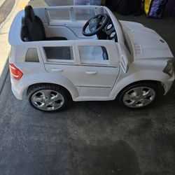 Powered Rollplay 6V Mercedes-Benz GL450 SUV