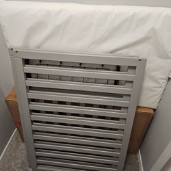 Baby Crib/Changing Table Combo