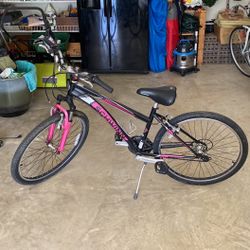 Schwinn 26 Sidewinder 7 Speed Bicycle for Sale in Irving, TX - OfferUp