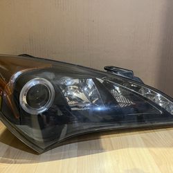10-12 Hyundai Genesis Angel Eye Halo / LED DRL Projector Headlights - Black