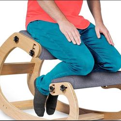 Ergonomic Yoga kneeling chair