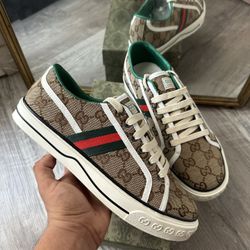 Gucci Shoe 