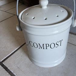 Countertop Compost Bin