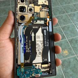 iPhones screens FIXXXx!!!!!! 
