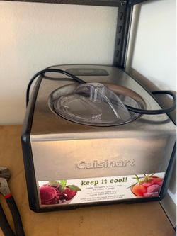Auto freezing ice cream maker