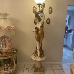 Decoración Hermosa Pieza Muy Antigua En Perfecto Estado 