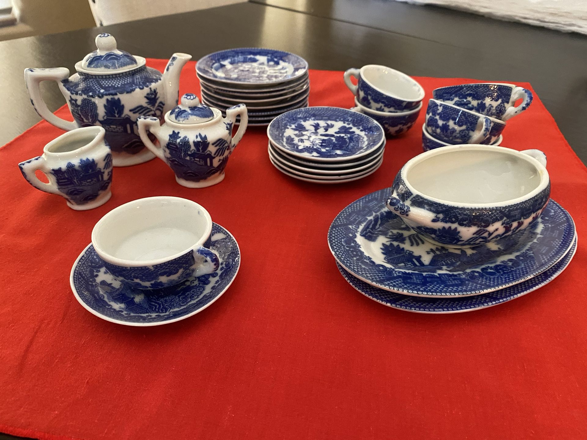 Vintage Child’s Blue Willow China Tea & Dinner Set 