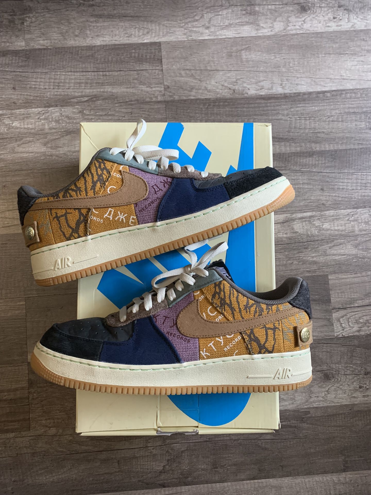 Nike Air Force 1 Travis Scott Cactus Jack for Sale in Placentia, CA