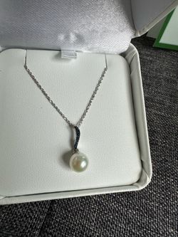 SALE! 🌸 Na Hoku Pearl Factory 14k white gold pendant with blue diamonds a rare green 7.3 mm Akoya pearl