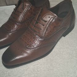 Dress Shoes Size 81/2-9
