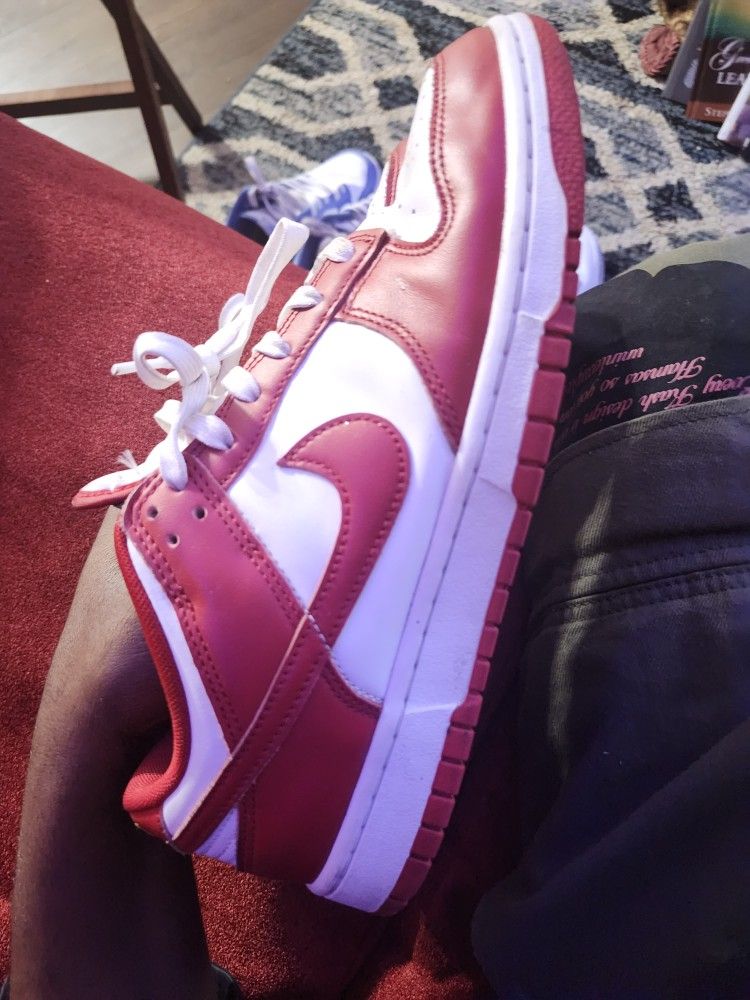 Nike Dunks 