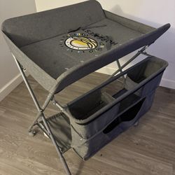 Foldable Changing Table 