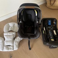 Nuna Pipa Lite Car Seat + Base