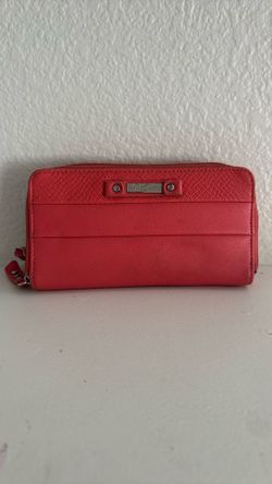 Jessica Simpson wallet