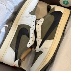 Air Jordan 1 Low Travis Scott Medium Olive Size 11.5