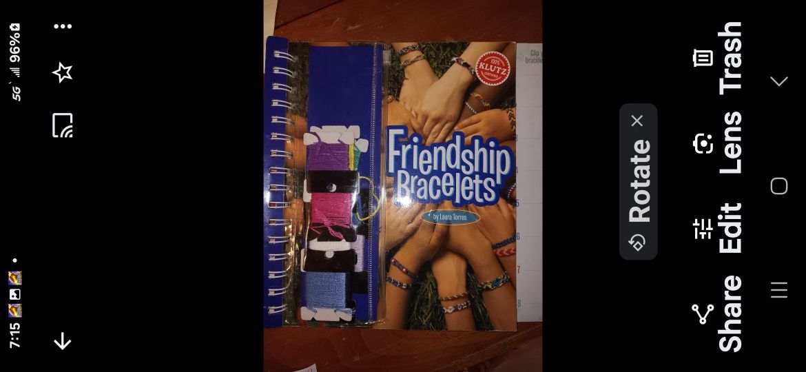 Friendship Braceletes BIG Lot