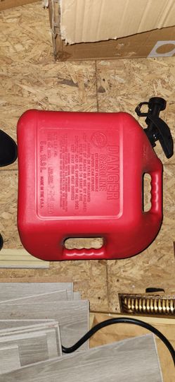 5 gallon gas can