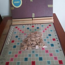 Scrabble by Selchow&Righter. 1953 Edition