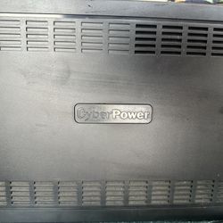 Cyber Power CST135XLU