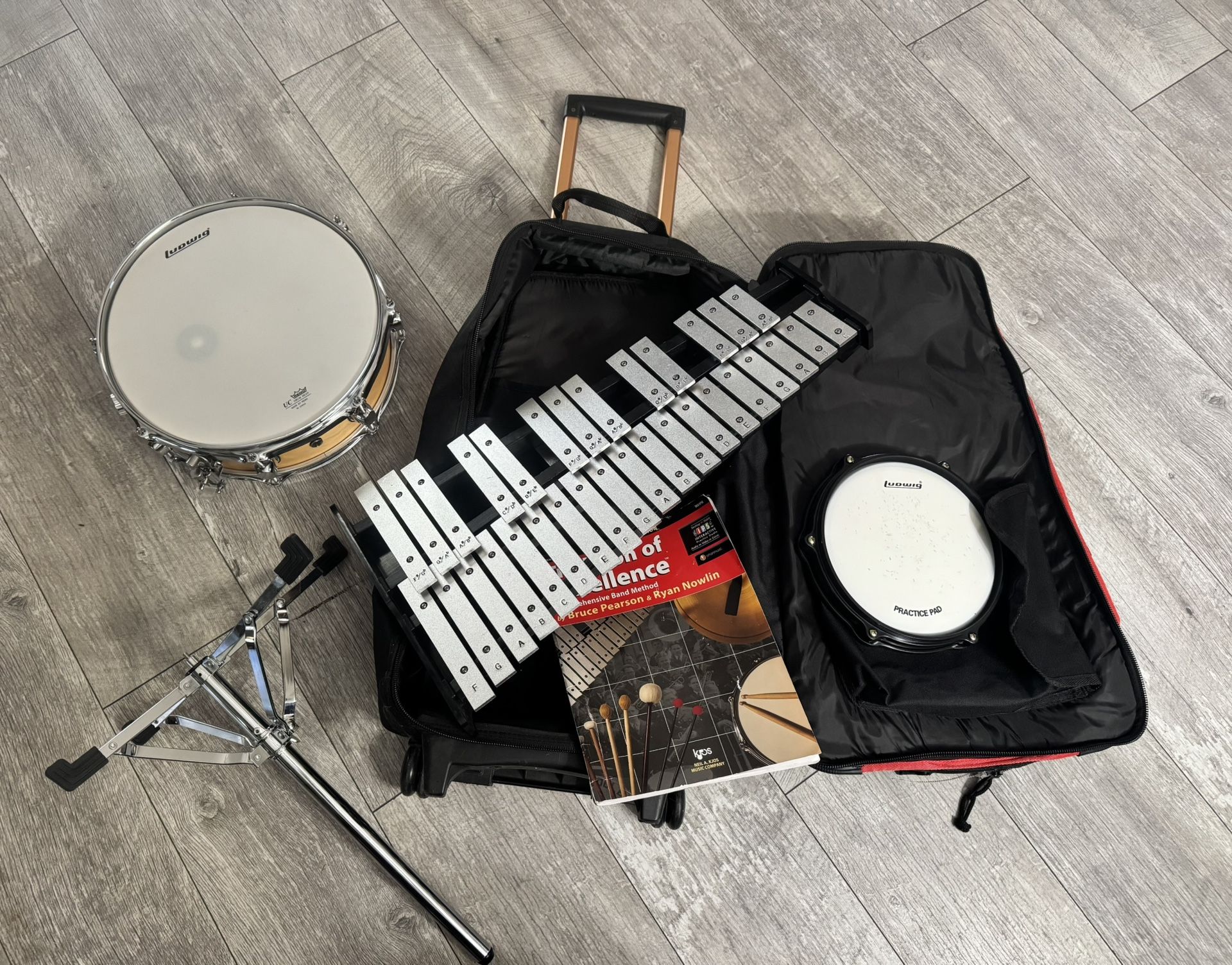 Ludwig LM2483RBR Student Combo Kit
