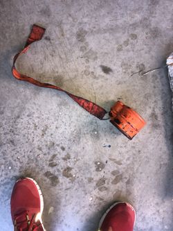 Semi truck kingpin lock for trailer