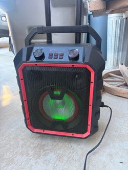 Blackweb Bluetooth Speaker (Hesperia Ca)