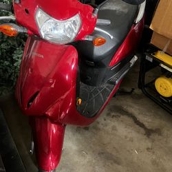 2010 Honda Elite Scooter