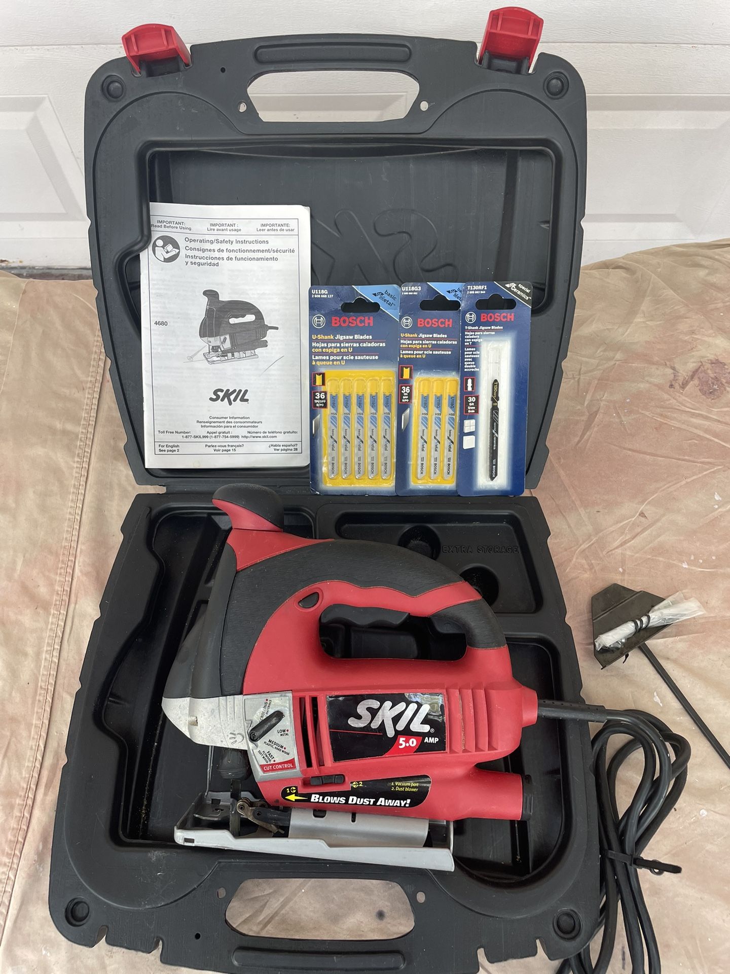 SKIL 5 Amp Variable Speed Keyless Corded Jigsaw, Cutting Guide Fence, Assorted New Blades, Hard Case.